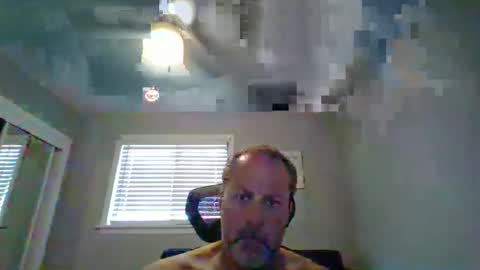 hey online show from 18, 4, 2026