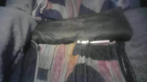 raining down on me online show from 16, 2, 2026