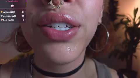 Snapshot of bri_von_dhara_ chatting on 5, 6, 2026 Bri online show from 5, 6, 2026