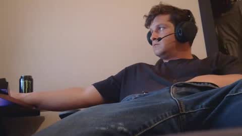 Snapshot of brian7891012 chatting on 10, 4, 2026 brian7891012 online show from 10, 4, 2026