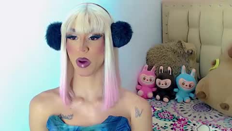 BRIANA online show from 23, 11, 2025