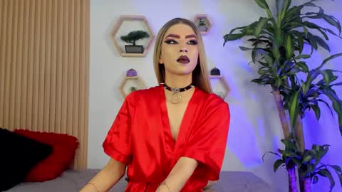 briana_white online show from 14, 10, 2025