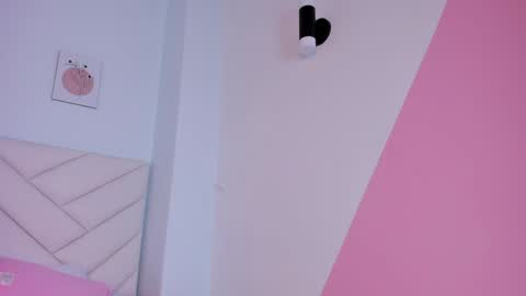   online show from 17, 12, 2024