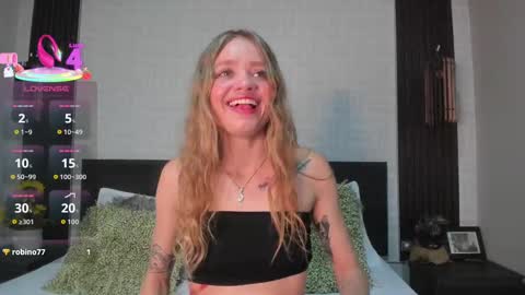 Snapshot of brianna_bondd chatting on 8, 10, 2025 Briana online show from 8, 10, 2025