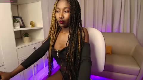 brianna_styles online show from 10, 9, 2025