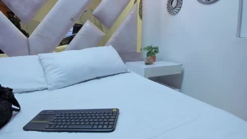 Snapshot of briannahill_ chatting on 5, 10, 2025 Brianna online show from 5, 10, 2025