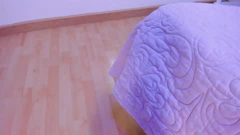 Snapshot of briannahill_ chatting on 9, 10, 2025 Brianna online show from 9, 10, 2025