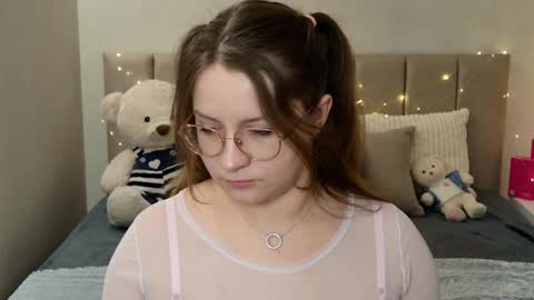 briarwynn online show from 19, 4, 2026