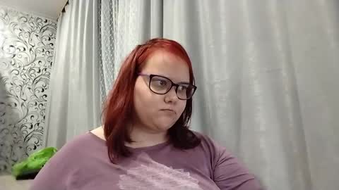 Snapshot of bridget_julianne chatting on 5, 12, 2024 Bridget Julianne online show from 5, 12, 2024