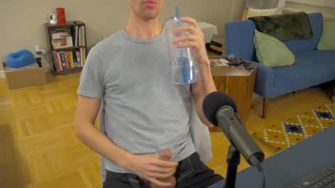 Snapshot of bright_bi chatting on 8, 12, 2024 bright bi online show from 8, 12, 2024