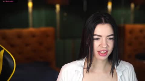 Diamonds Girls online show from 8, 3, 2025