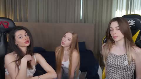 Diamonds Girls online show from 10, 3, 2025