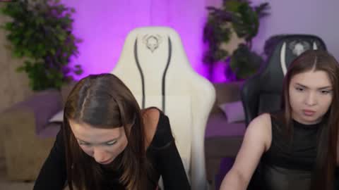 Diamonds Girls online show from 3, 10, 2025