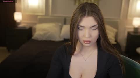 Snapshot of bright_diamonds_054 chatting on 13, 4, 2026 Diamonds Girls online show from 13, 4, 2026