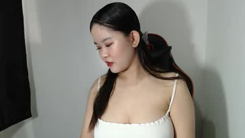 Snapshot of brightofyourlife chatting on 5, 2, 2026 lynn online show from 5, 2, 2026