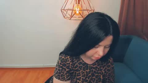 brilliantegirl_ online show from 28, 5, 2026