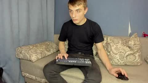 bristlebback online show from 19, 4, 2026