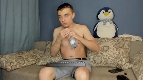 Snapshot of bristlebback chatting on 13, 6, 2026 bristlebback online show from 13, 6, 2026