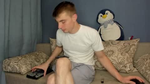 Snapshot of bristlebback chatting on 14, 6, 2026 bristlebback online show from 14, 6, 2026