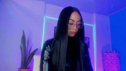 Brithany online show from 25, 9, 2025