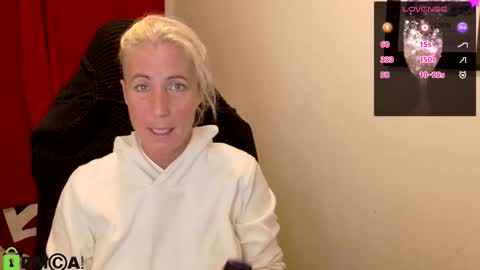 Snapshot of britishladya chatting on 19, 10, 2025 Lady Annabelle Montgomery online show from 19, 10, 2025