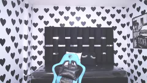 Britney  online show from 23, 2, 2025