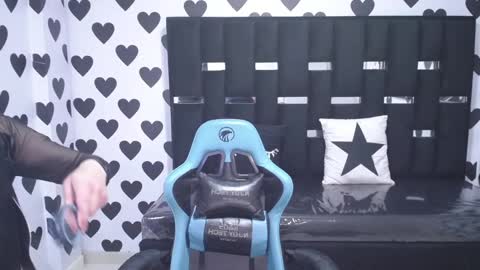 Britney  online show from 5, 3, 2025