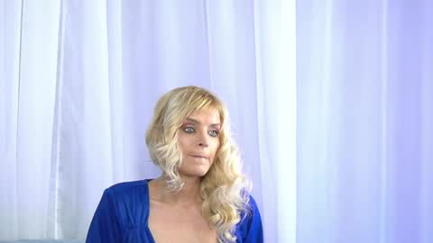 Snapshot of britneyhudson chatting on 12, 1, 2025 britneyhudson online show from 12, 1, 2025
