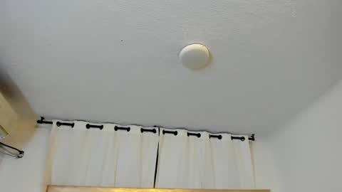 Brittany  online show from 19, 11, 2025