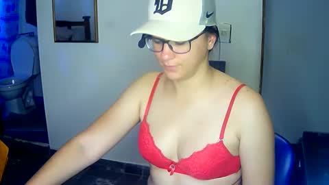 Snapshot of brittanycheekss chatting on 22, 1, 2025 brittanycheeks1 online show from 22, 1, 2025