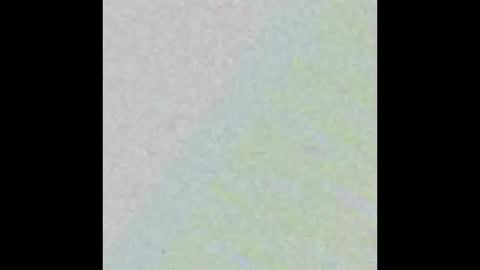 Snapshot of brittanyjhonnns chatting on 18, 9, 2025 brittany 25 years old happy as a worm online show from 18, 9, 2025