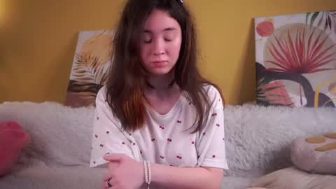 Snapshot of britthe chatting on 19, 5, 2026 Lina online show from 19, 5, 2026