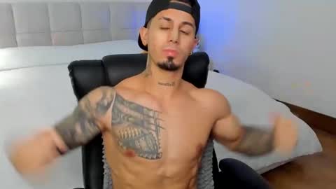 Snapshot of brody_dallas1 chatting on 7, 11, 2025 brody_dallas1 online show from 7, 11, 2025