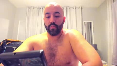 Brokenmike online show from 8, 5, 2026