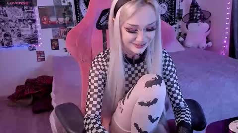 Martha online show from 2, 11, 2025