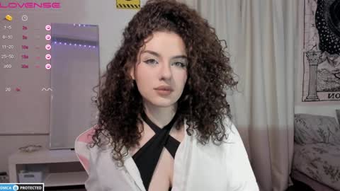 Snapshot of brookchills chatting on 8, 12, 2024 Brook Help me collect 100 reactions online show from 8, 12, 2024