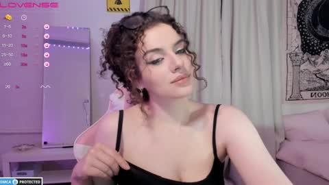 Snapshot of brookchills chatting on 11, 12, 2024 Brook Help me collect 100 reactions online show from 11, 12, 2024