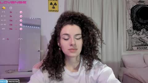 Snapshot of brookchills chatting on 15, 12, 2024 Brook Help me collect 100 reactions online show from 15, 12, 2024