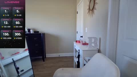 brookebee online show from 31, 12, 2024