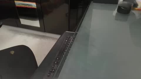 Brown Cross Dresser Fem Boy online show from 1, 12, 2025