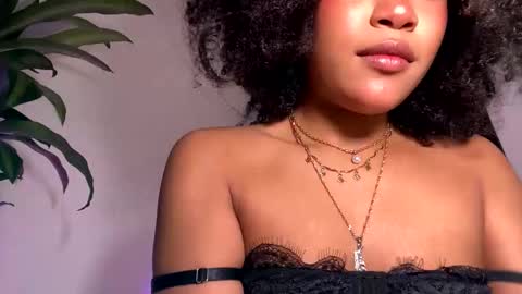 Snapshot of browngirl69 chatting on 1, 10, 2025 miss muller online show from 1, 10, 2025