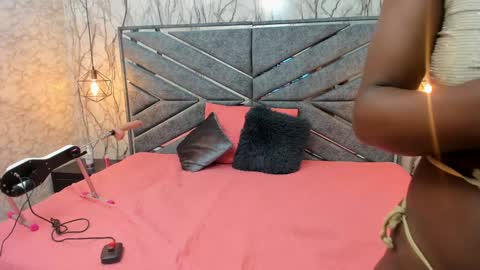 Sara  online show from 10, 12, 2024