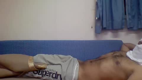 Snapshot of brownmanin40s chatting on 22, 12, 2025 brownmanin40s online show from 22, 12, 2025