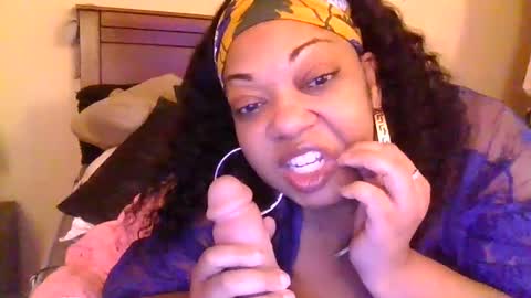 brownroundrenee online show from 11, 3, 2025