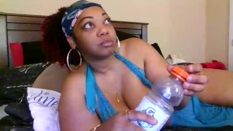 brownroundrenee online show from 17, 9, 2025