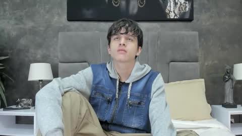 Bruce Hans online show from 12, 10, 2025