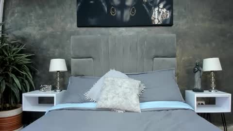 Bruce Hans online show from 21, 10, 2025