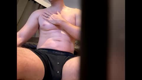 brucelogan80 online show from 19, 10, 2025