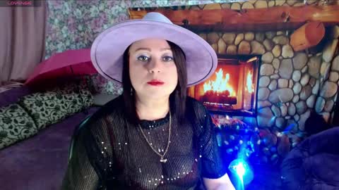 Snapshot of brunette7786 chatting on 23, 5, 2026 Julia online show from 23, 5, 2026