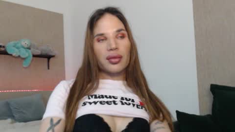 Luna online show from 9, 1, 2026